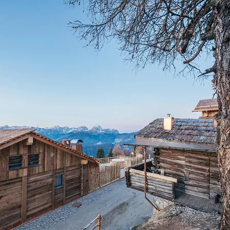 Hotel Rifugio Graziani Hütte San Vigilio Di Marebbe Exterior foto