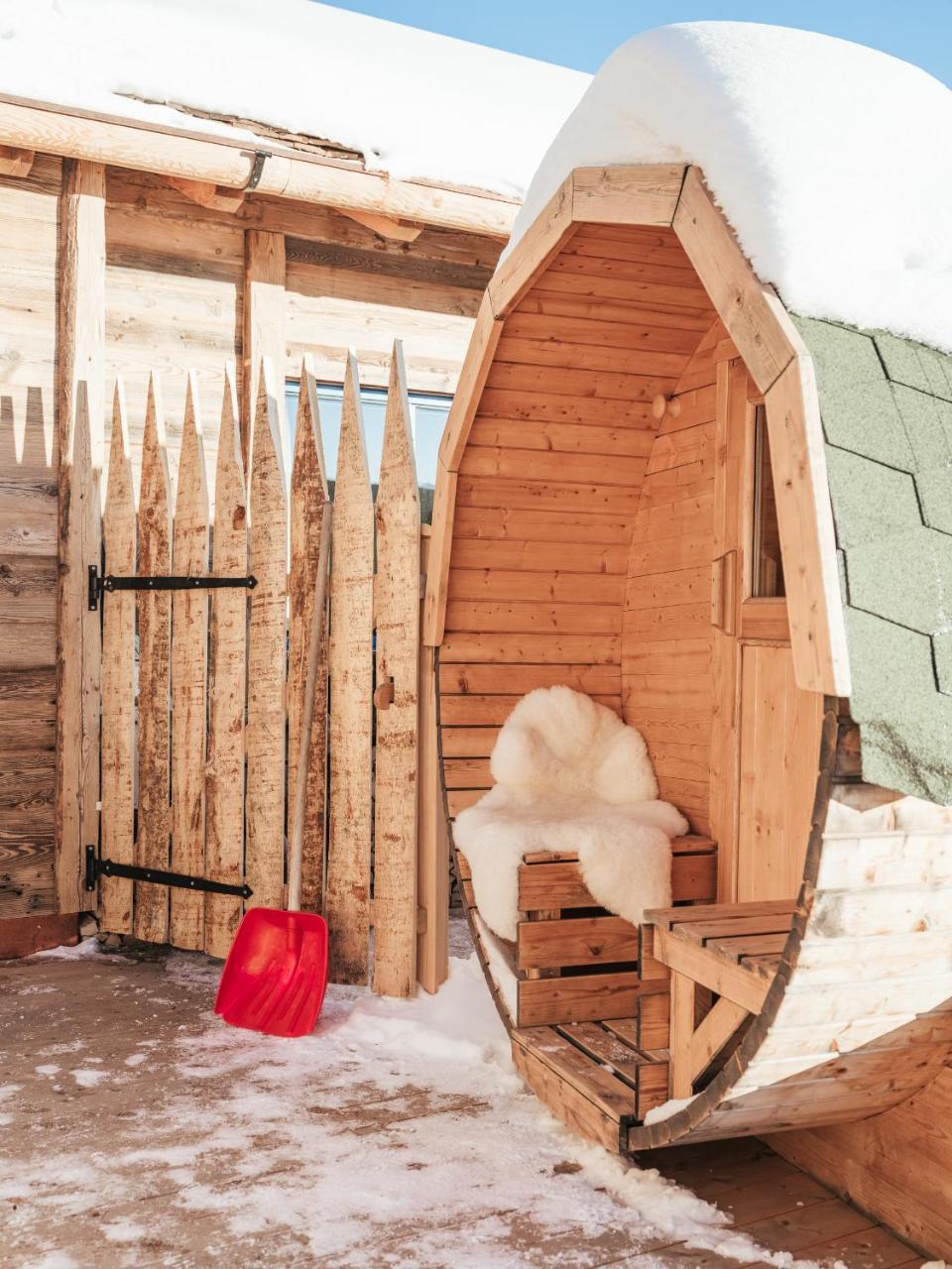 Rifugio Graziani Huette Hotel *