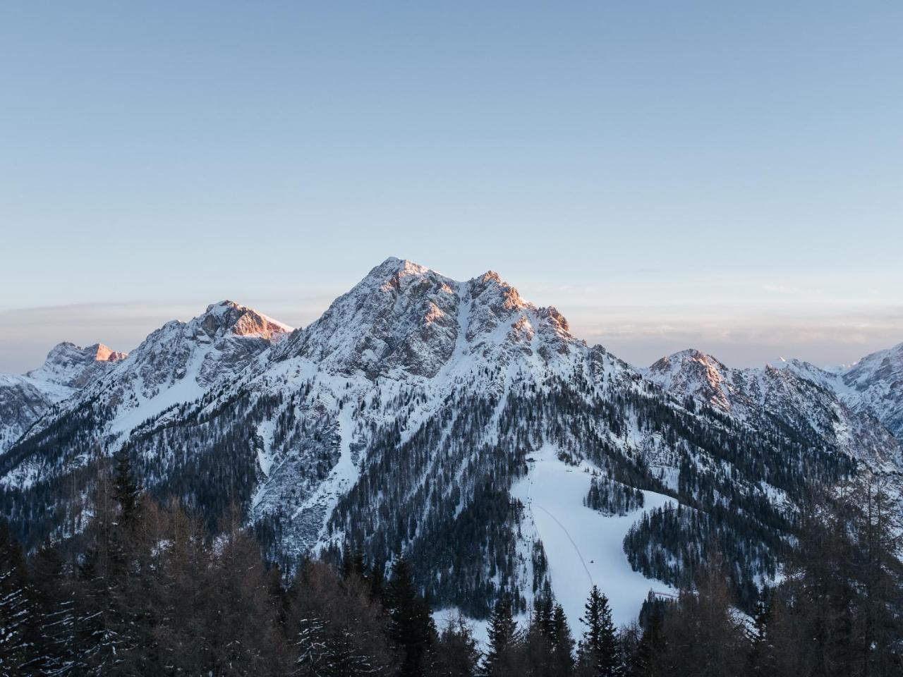 Rifugio Graziani Huette Hotel