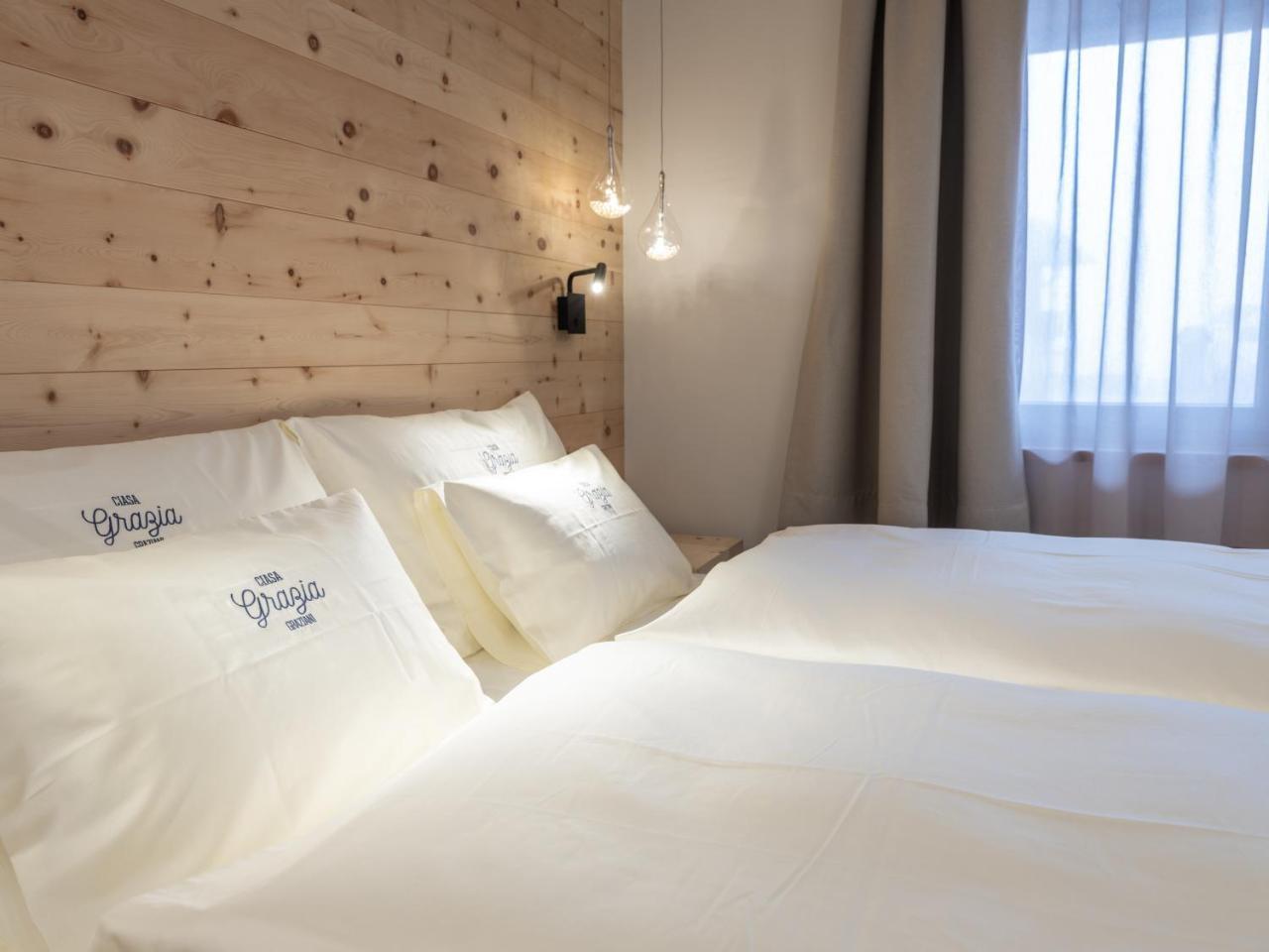 Rifugio Graziani Huette Hotel