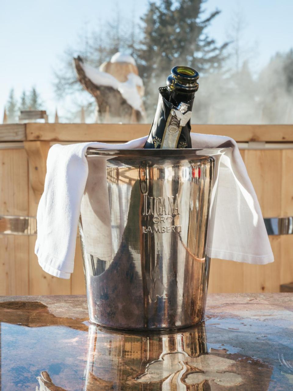 Rifugio Graziani Huette Hotel